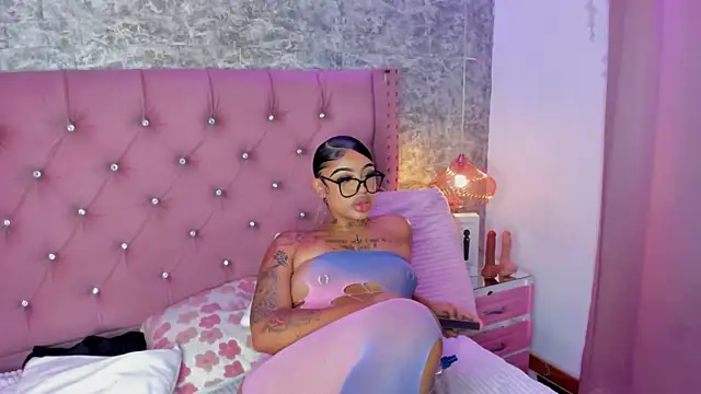 Mia_Jansen live sex cam