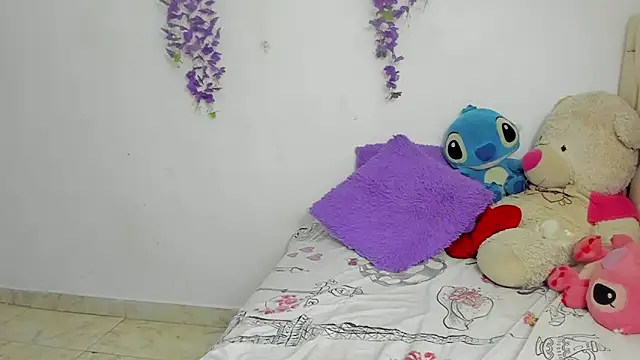 _1Zoey's cam snapshot