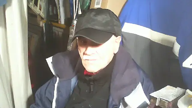 nonnomaturobisex's cam snapshot