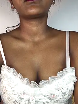 Royal-girl78's cam snapshot