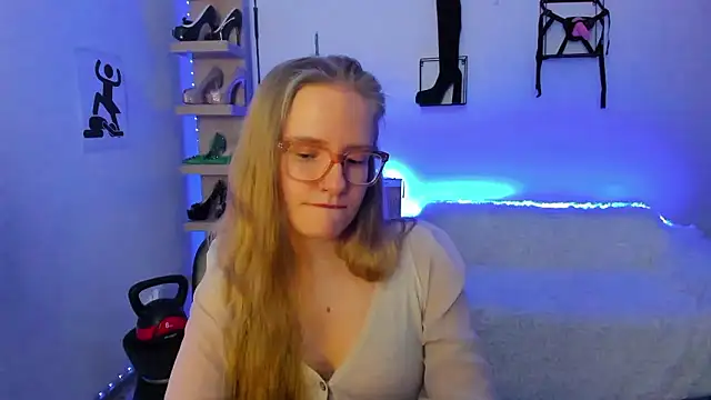 NancyHottie's cam snapshot