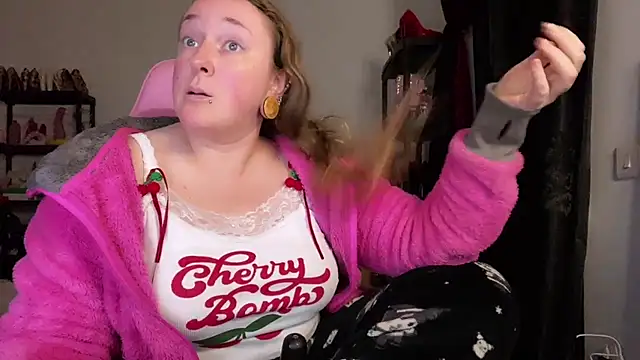 kisicaxx's cam snapshot