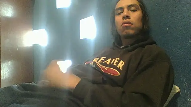 AlexAlejandro13 live sex cam