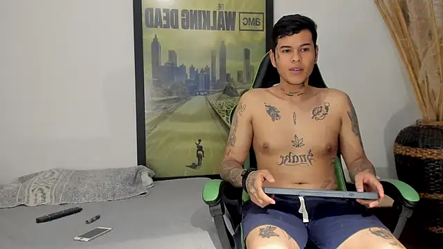 jamesinked_ live sex cam
