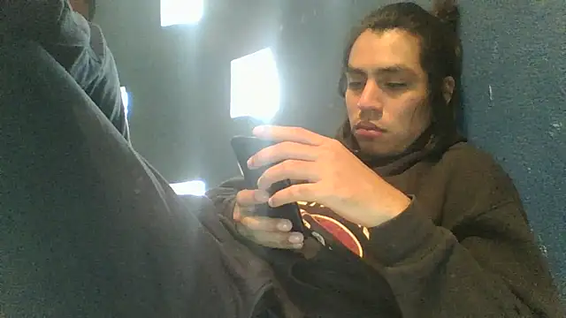 AlexAlejandro13 live sex cam