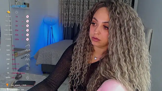 _Just_a_queen_3 live sex cam