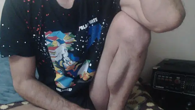 yvesstorm1 live sex cam