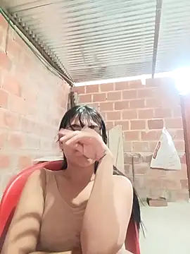 triana-hot18's cam snapshot