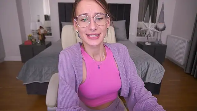 CozyMell live sex cam