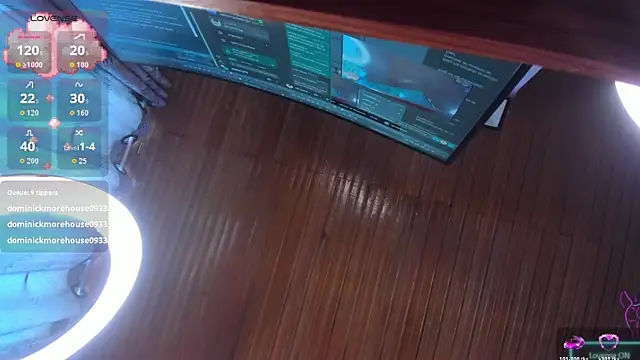 alice_kingsley_'s cam snapshot