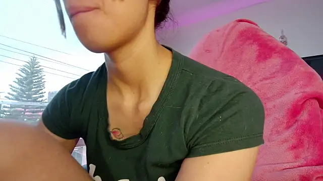 TiffanyBela live sex cam