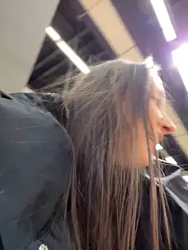 ICrazyOneIRL live sex cam