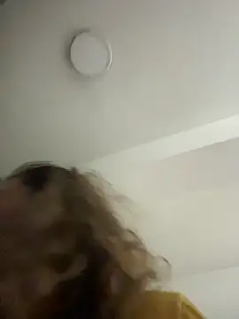 sasi_luna's cam snapshot