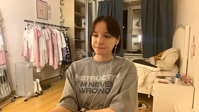 KatiCropley's cam snapshot