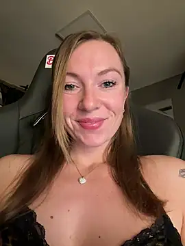 BunnyDiamond1 live sex cam