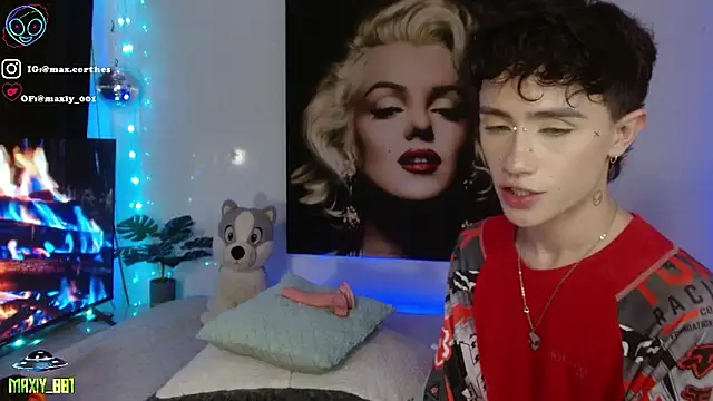 maxiy_001 live sex cam