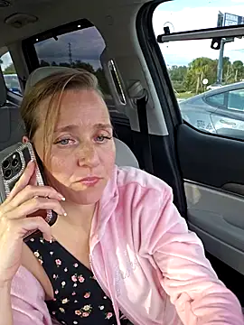 Skyellar's cam snapshot