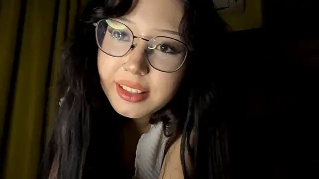 KateWhisp's cam snapshot