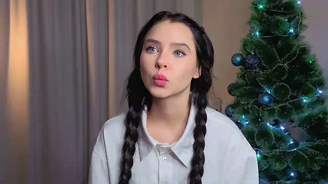 slyshypie's cam snapshot