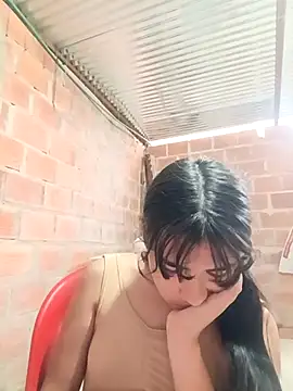 triana-hot18's cam snapshot