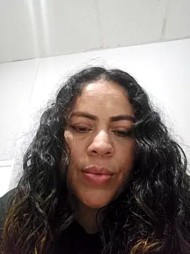 _Zhamira's cam snapshot