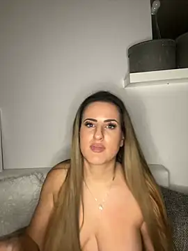 Liana-1 live sex cam