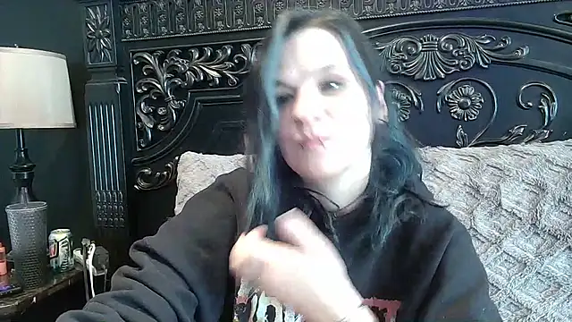 CherryWilde's cam snapshot