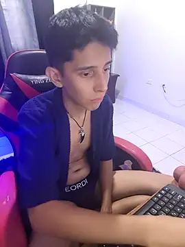 gomitaboy_1's cam snapshot