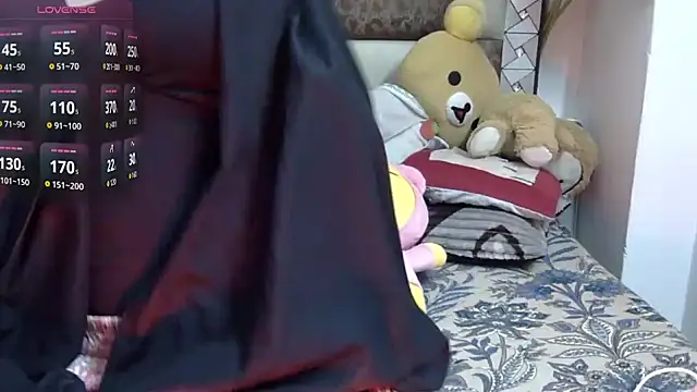 Lusty_perfect's cam snapshot