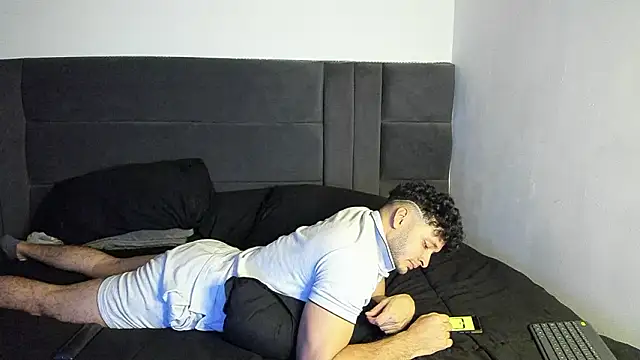 alejandro__2 live sex cam