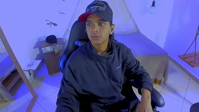 Brand_habes's cam snapshot