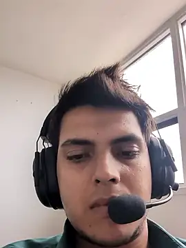 Cutekillerhunk live sex cam