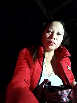 Y-eahi's cam snapshot