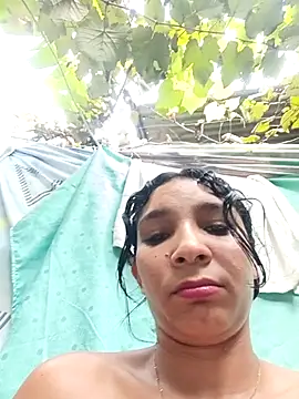 chikivivi-'s cam snapshot