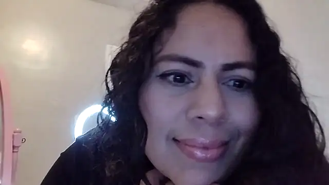 _Zhamira's cam snapshot