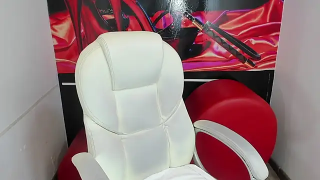 evelyn__salah's cam snapshot