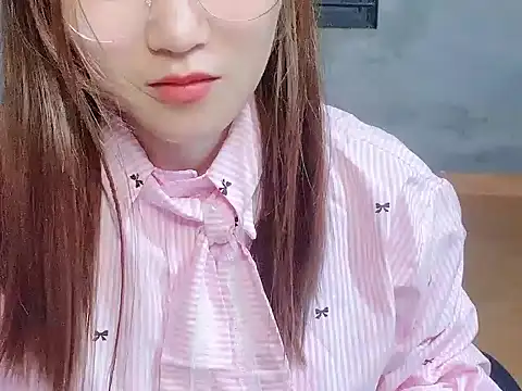 TranOanh999's cam snapshot