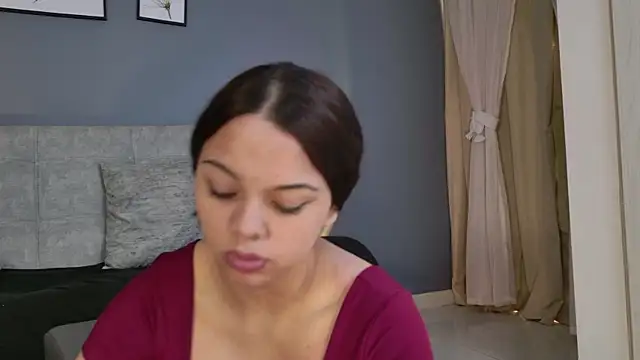 miaa_lux live sex cam