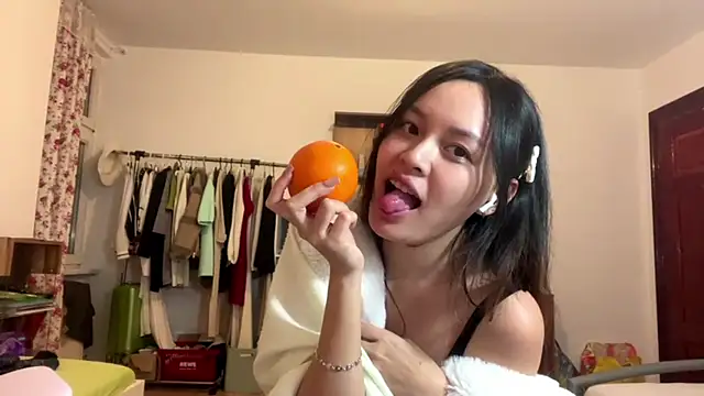 RenSato_'s cam snapshot