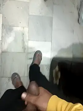 Hornyboy7489's cam snapshot