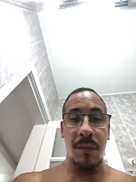 AndresBrazil's cam snapshot