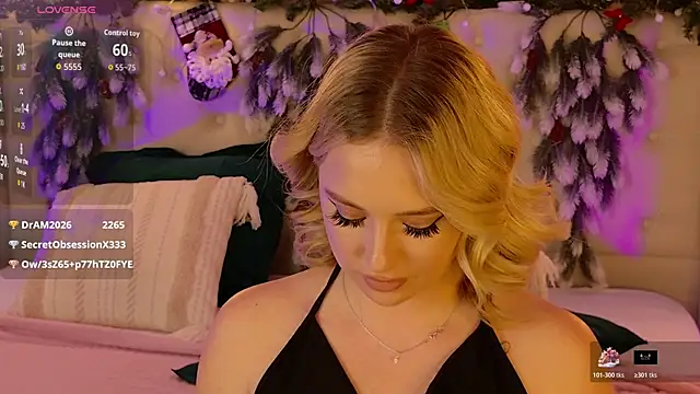 EllyLinn's cam snapshot