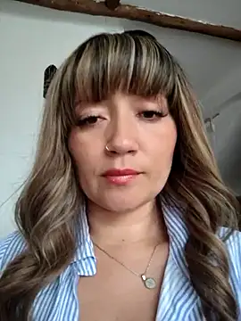 tata_sanz_ live sex cam