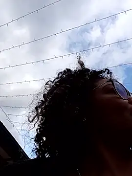 BiiancaEstradaa's cam snapshot