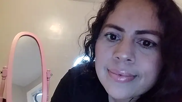 _Zhamira's cam snapshot