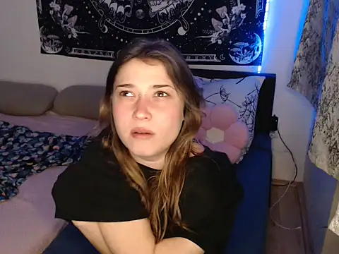 AlienforTwenty's cam snapshot