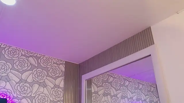 TaniaBlaze's cam snapshot