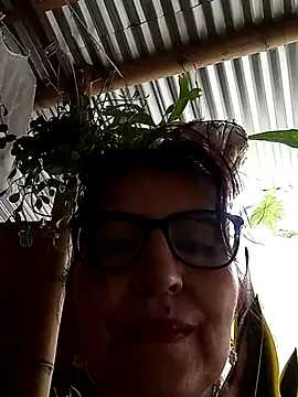 swity_foster's cam snapshot