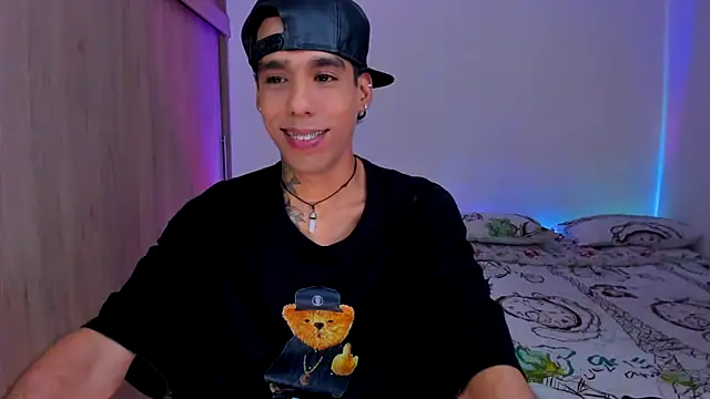 Damianwhite live sex cam