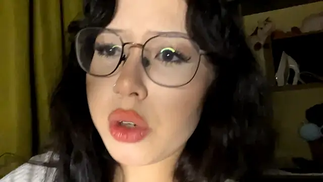 KateWhisp's cam snapshot